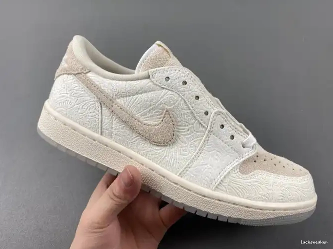 Reps LUCY Paul Low Retro Chris Jordan FZ0455-200 OG 1 0428